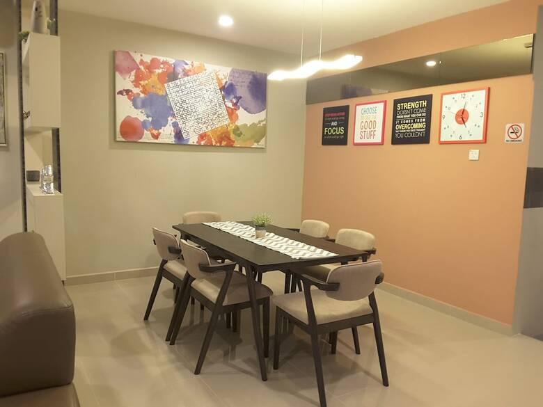Laman Kurnia Holiday House