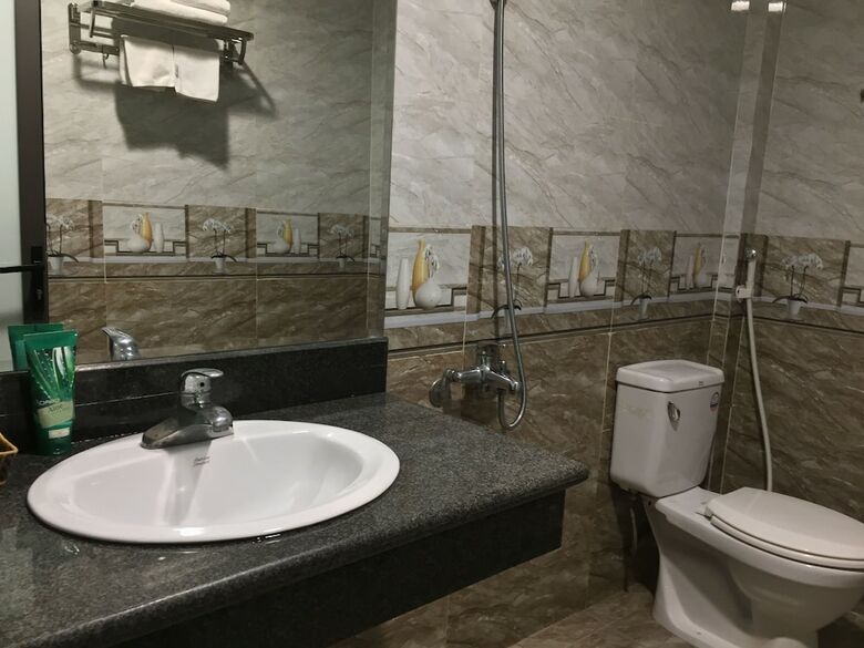 Bambou Hotel Halong