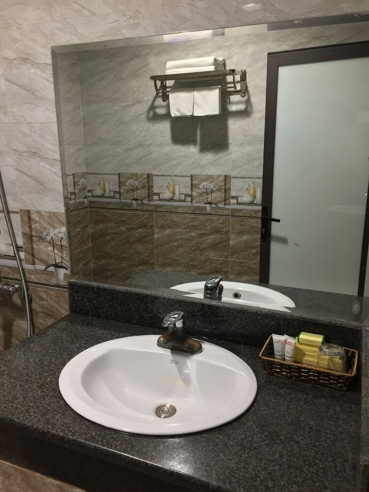 Bambou Hotel Halong