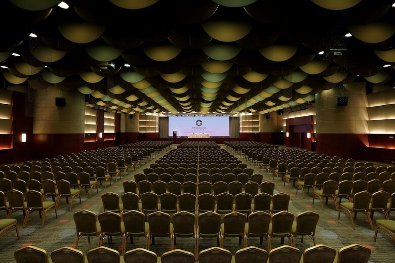 Hotel B P International