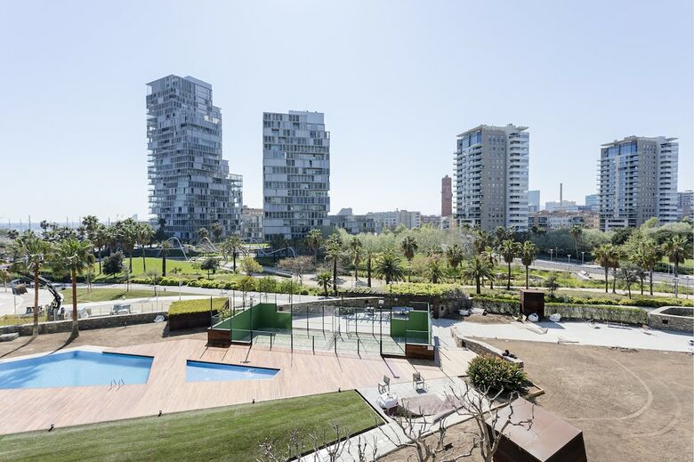 Apartamentos Unique Rentals - Seafront Lux Suite