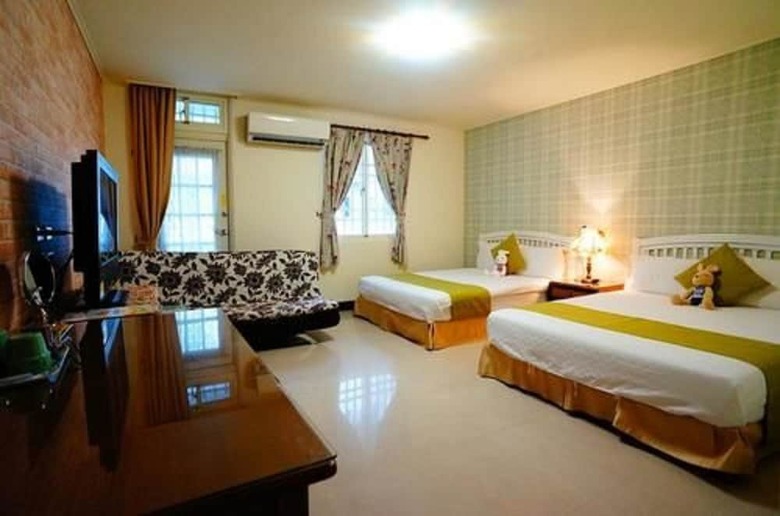 Hotel Ola House