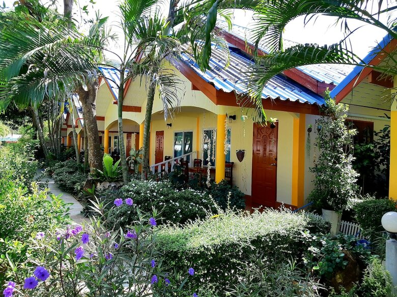 Hotel Lanta Together