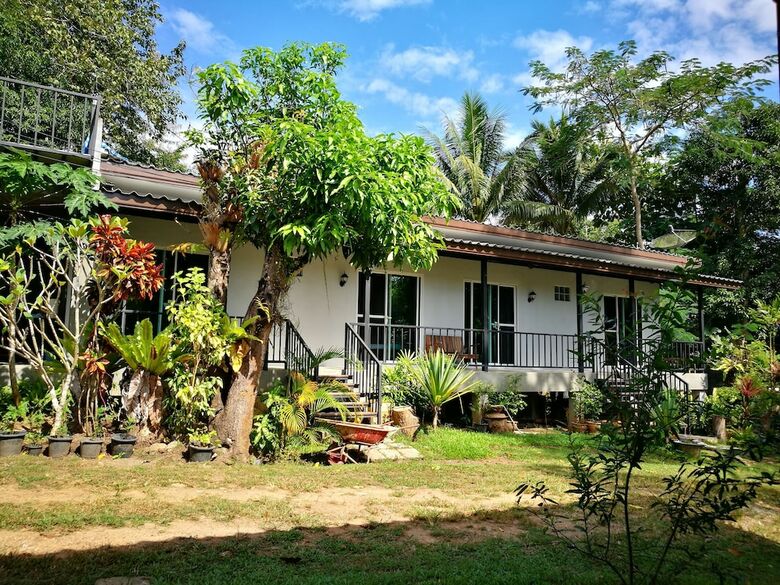 Hotel Kru Guesthouse
