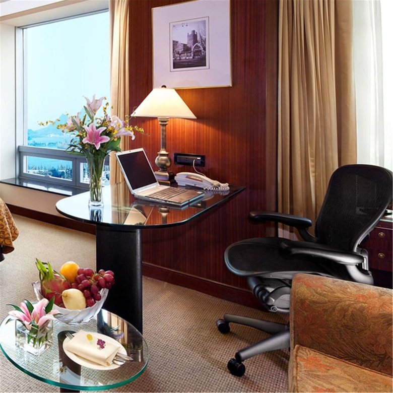 Lakeview Xuanwu Hotel