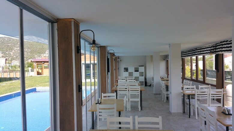 Hotel La Vida Otel