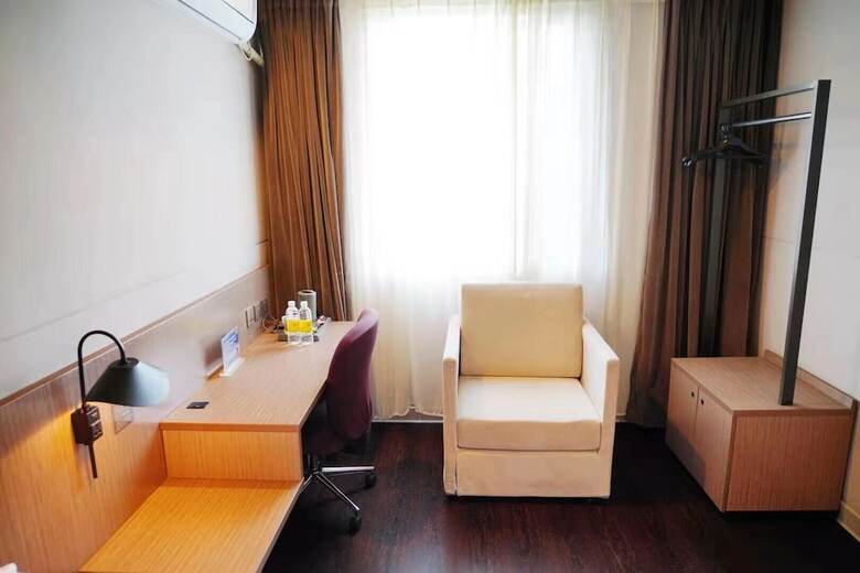 Hotel Jinjiang Inn Select Shanghai Expo Dezhou Road