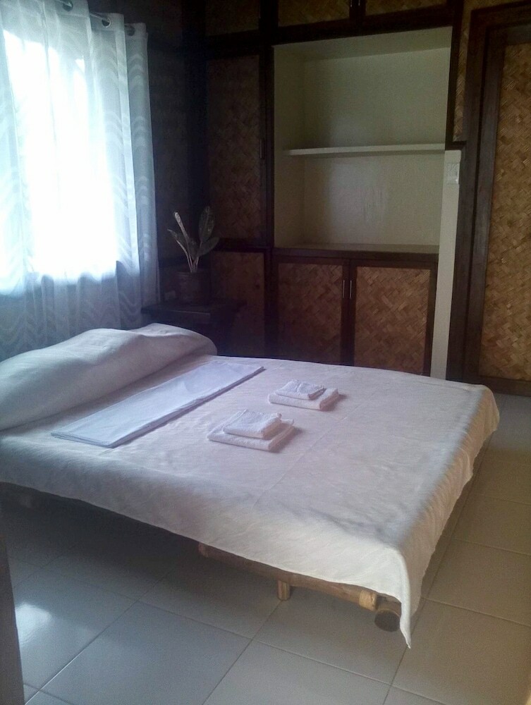 Hotel Port Barton Le Cou de Tou Village Resort