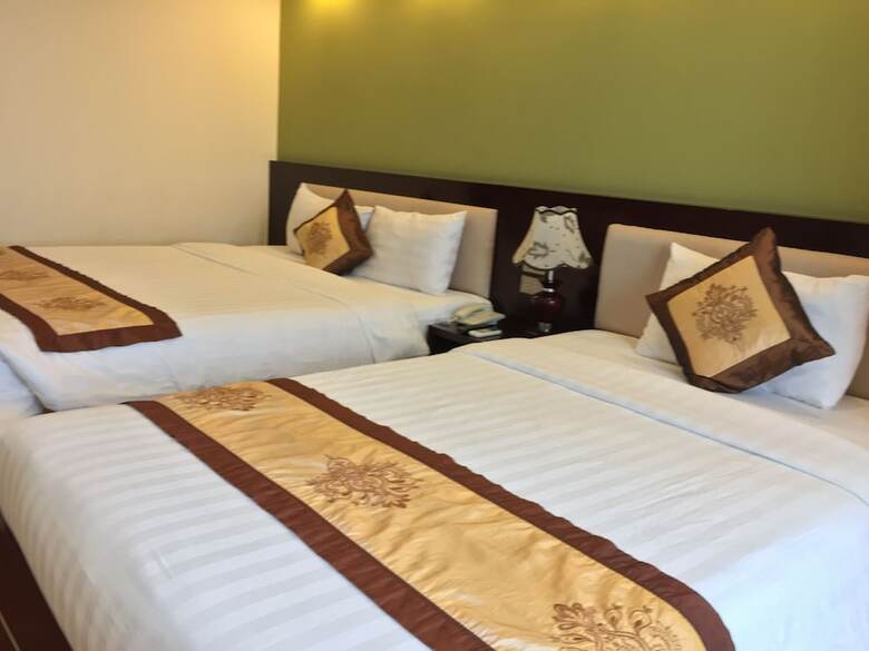 Golden Lotus Halong Hotel