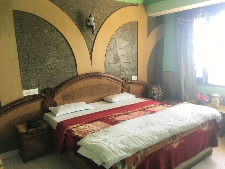 Adb Rooms Hotel Sahiwa