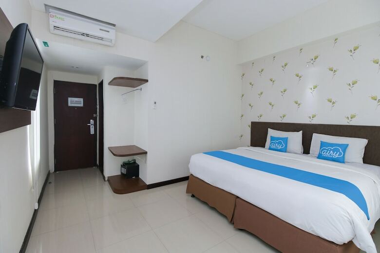 Hotel Airy Panakkukang Tree Makassar