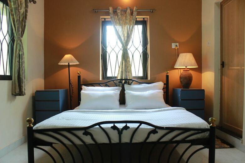 Hotel Oyo 9358 Home Designer 1bhk Candolim