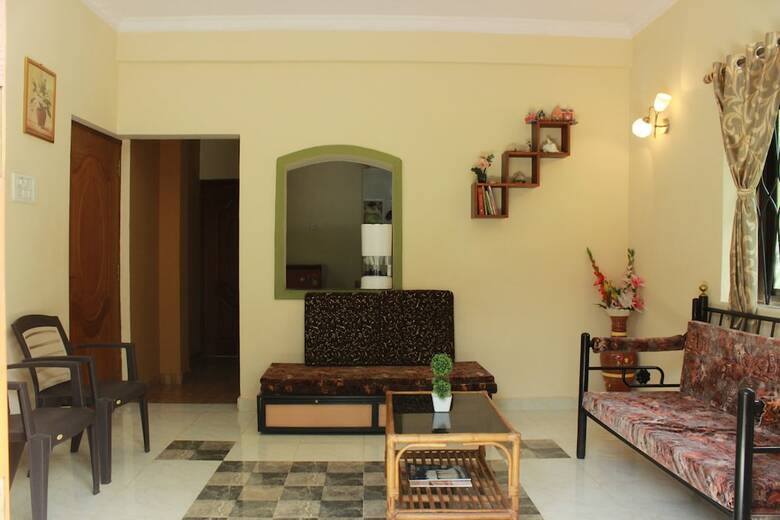 Hotel Oyo 9358 Home Designer 1bhk Candolim