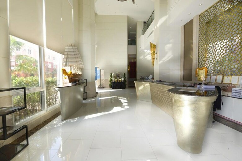 Centara Avenue Residence By Towers