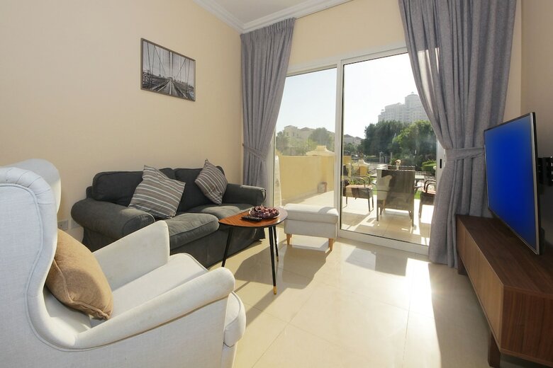 Piks Key- Al Hamra Village