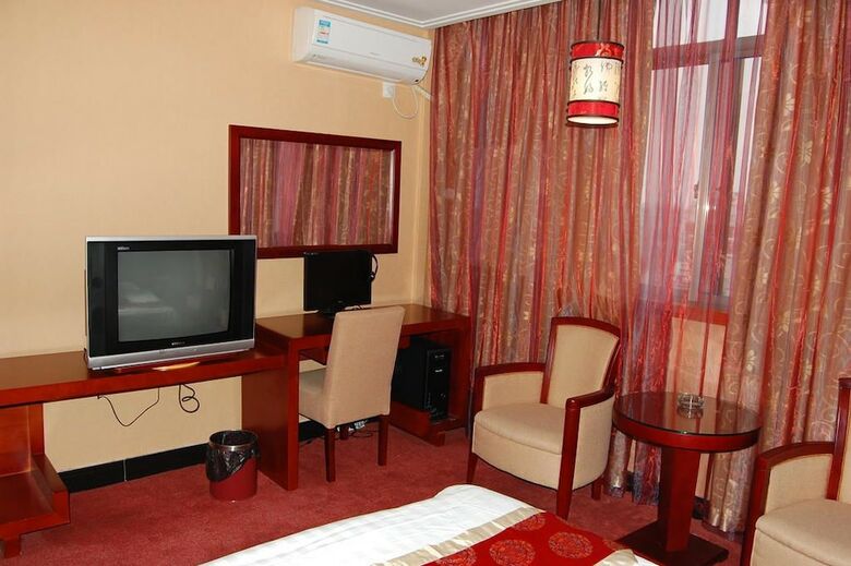 Yiwu Jinyao Hotel