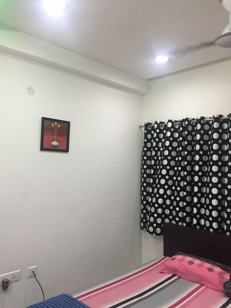 Prestige Service Apartment