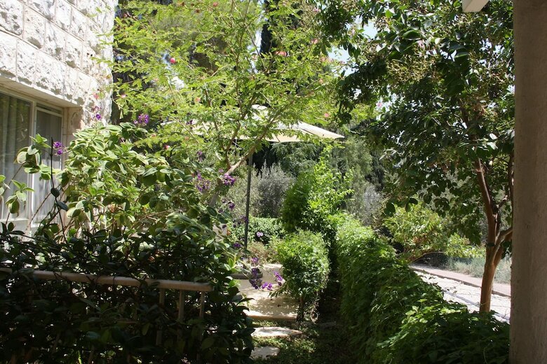 Hotel Pina Barosh Bnb