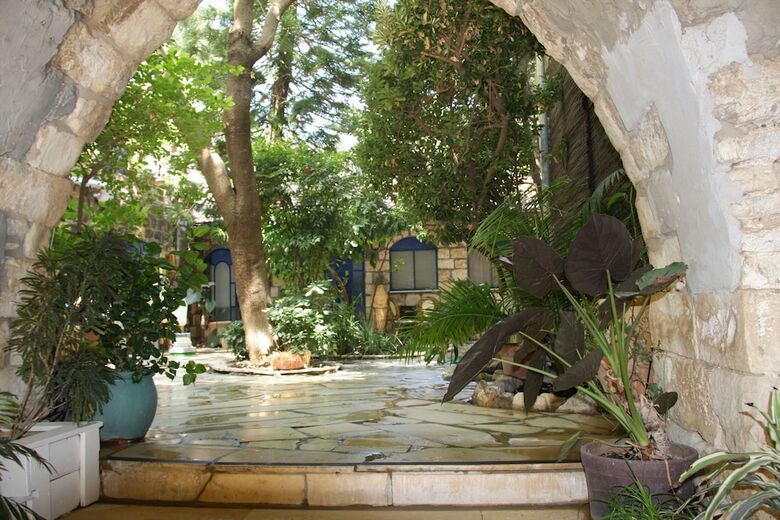 Hotel Pina Barosh Bnb