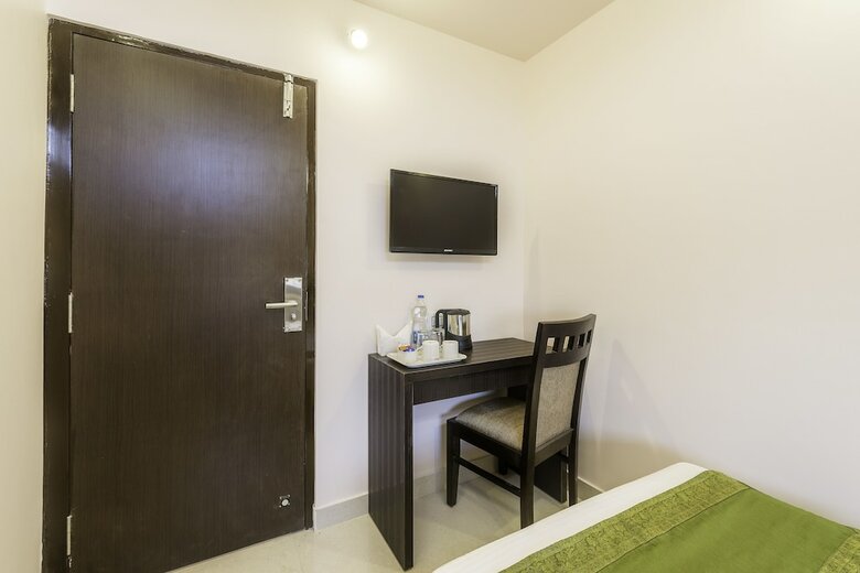Hotel Premium Hoppers Stop