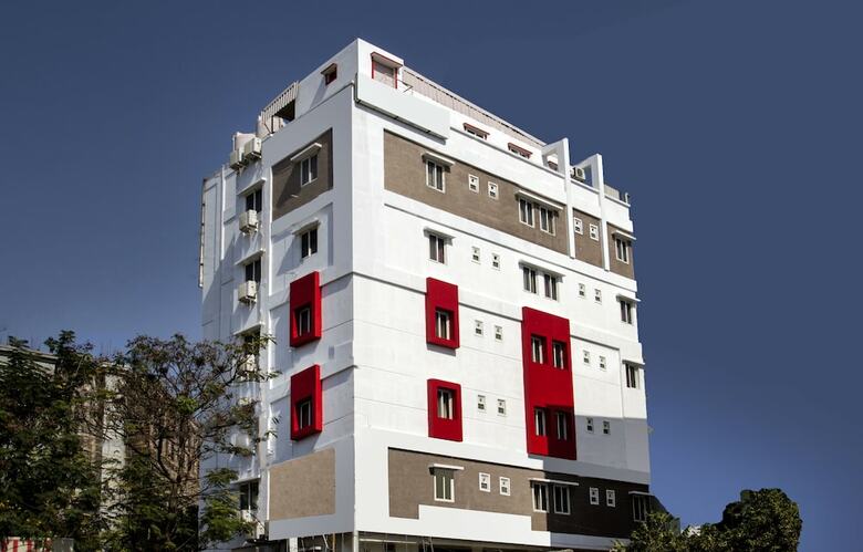 Hotel Oyo 4937 Near Dlf