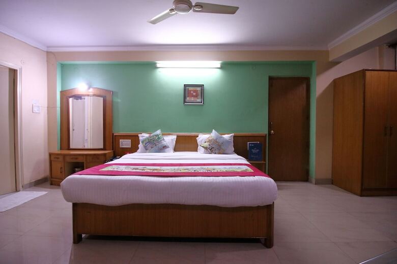 Hotel Oyo 2754 Near City Centre
