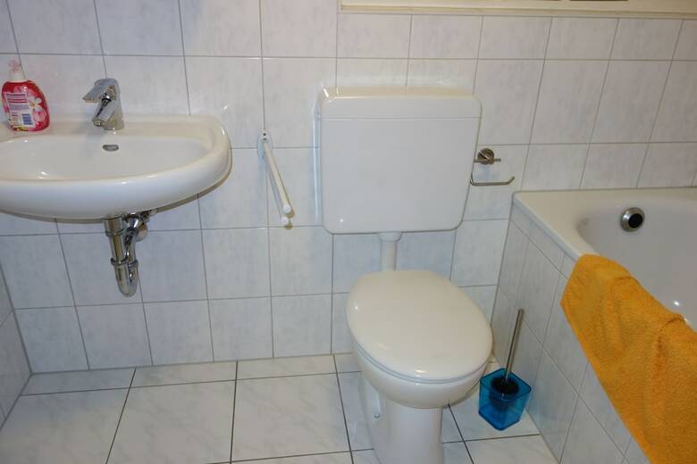 Tolstov-hotels Large 3 1/2 Room Apartment