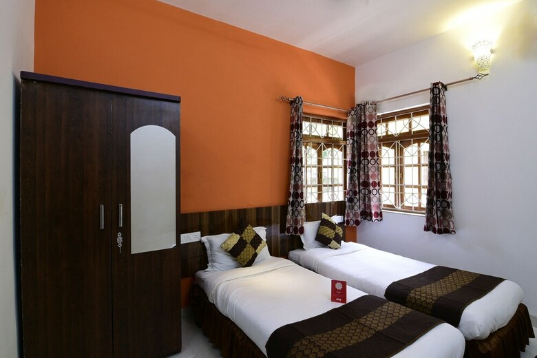 Hotel Oyo 9741 Triple Beach Guest House