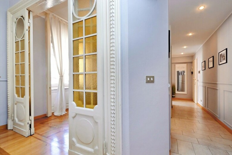 Apartamento Altido Austere Elegance