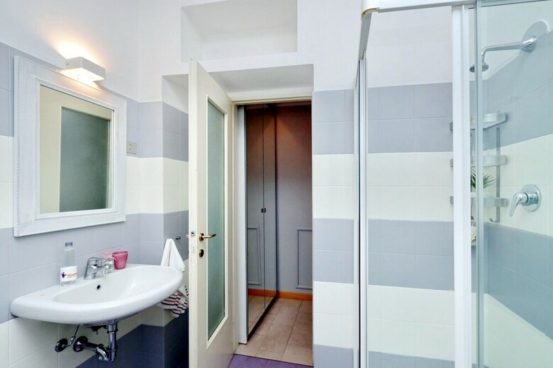 Apartamento Altido Austere Elegance