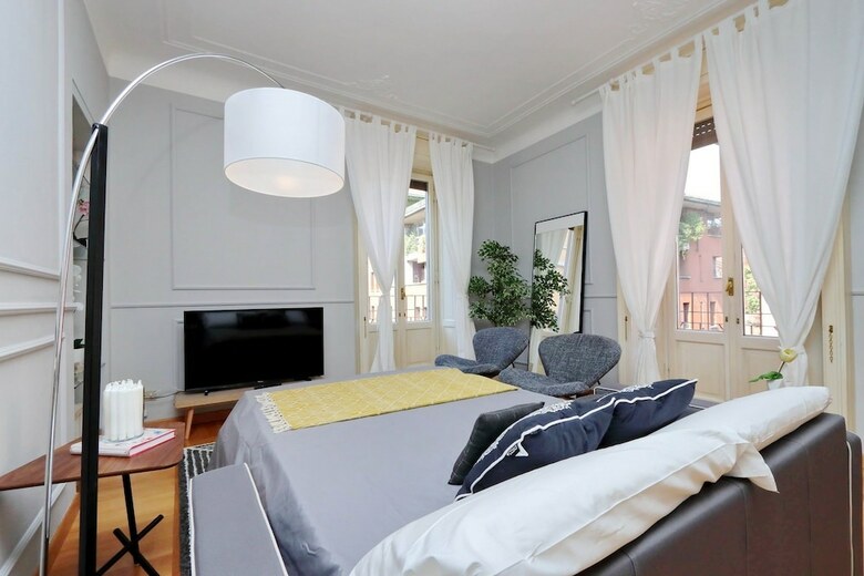 Apartamento Altido Austere Elegance