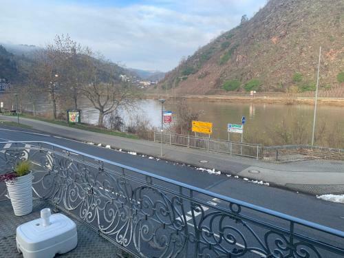Hostal Hotel "zur Sch�nen Aussicht"