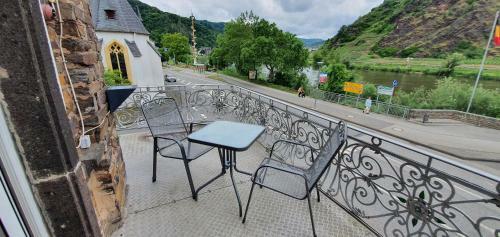 Hostal Hotel "zur Sch�nen Aussicht"