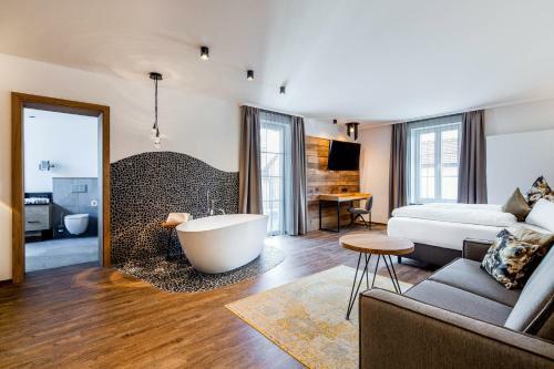 Hostal Hotel Zum Stemplinger Hansl