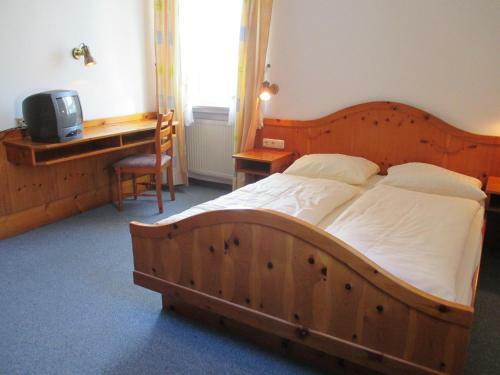 Hostal Hotel & G�stehaus Krone