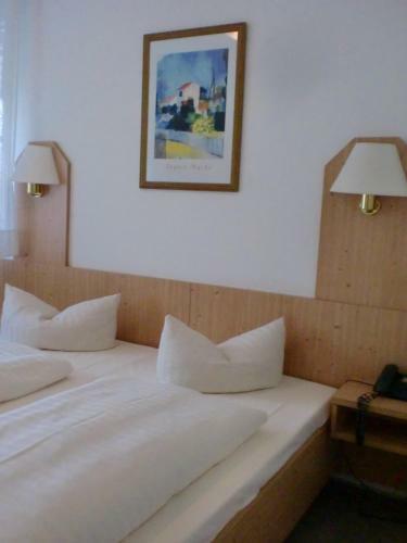 Hostal Hotel & G�stehaus Krone
