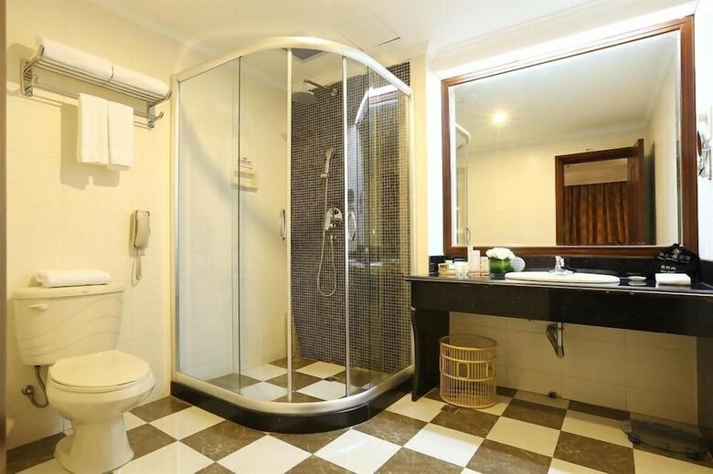 Xiamen Peony Hotel