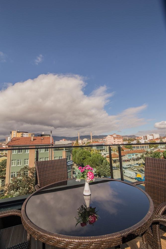 Gdz Hotels Gediz Business