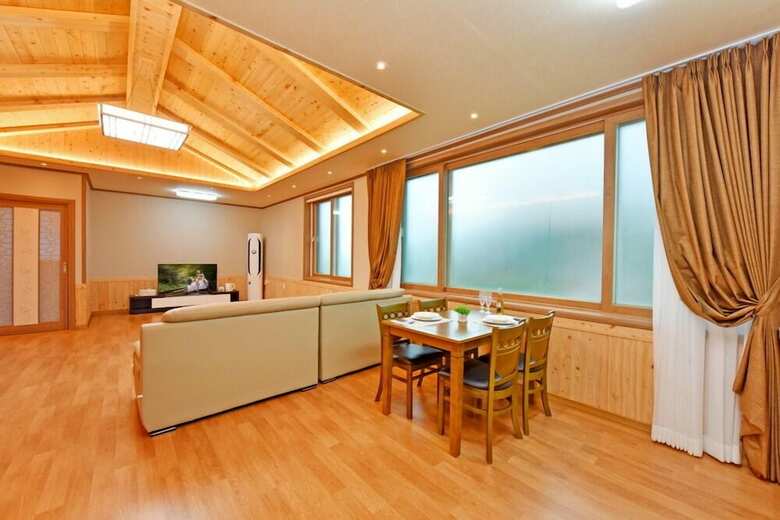 Pension Erefarm Hostel