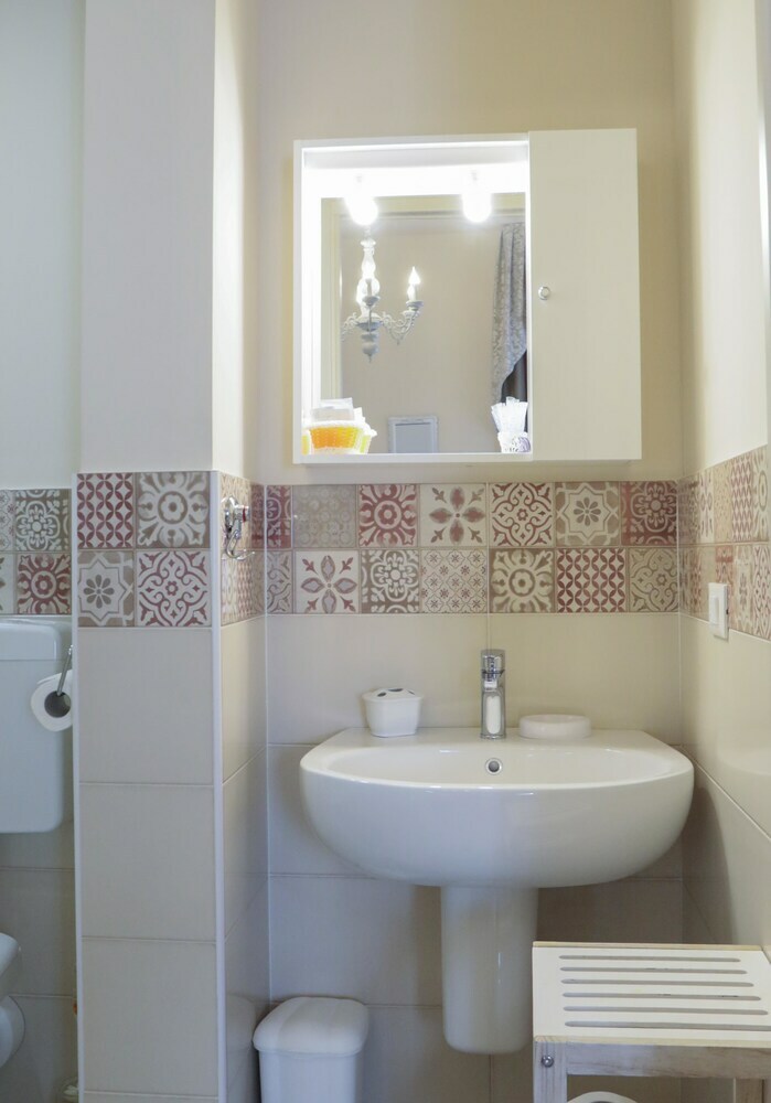 Le Finestre Sul Borgo B&B