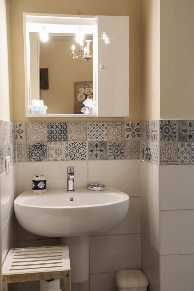 Le Finestre Sul Borgo B&B