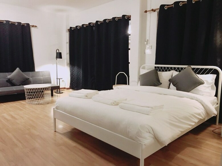 Hotel Siam Square House