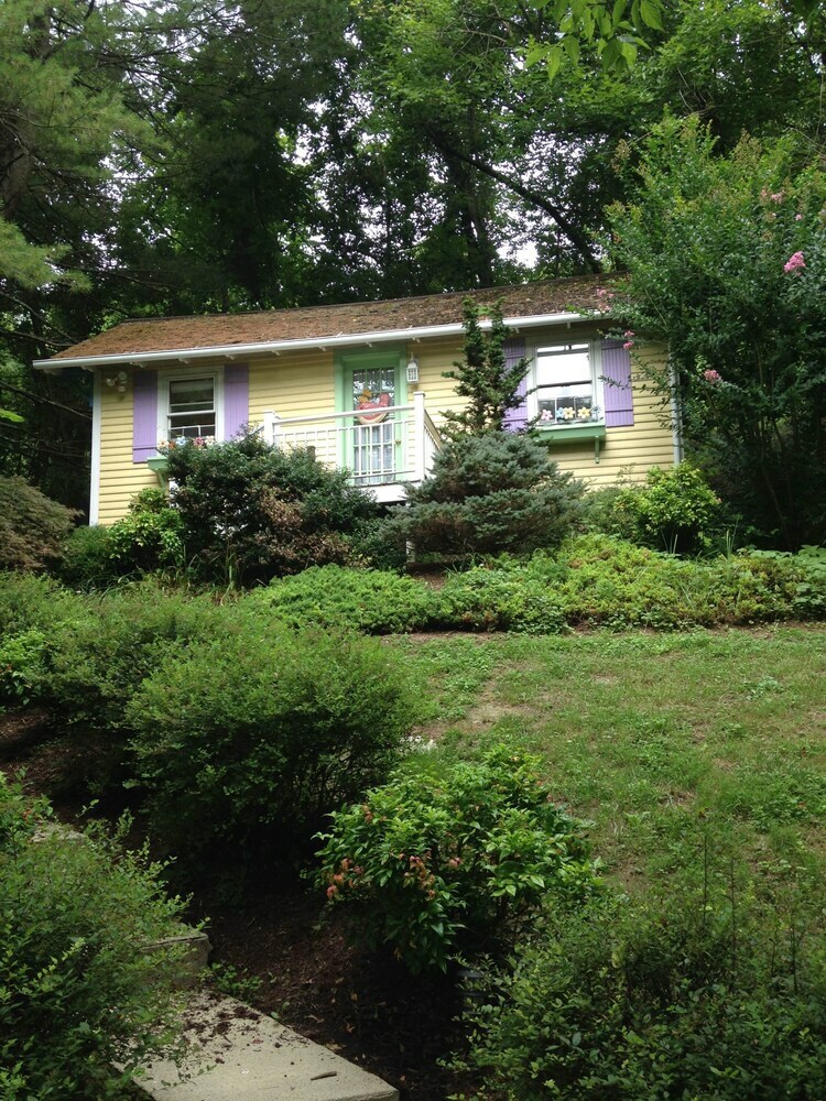 Hotel Frog Hollow Bed And Breakfast
