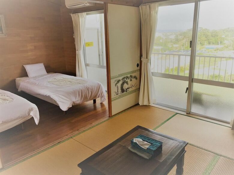 Apartamentos Crystal Inn Onna