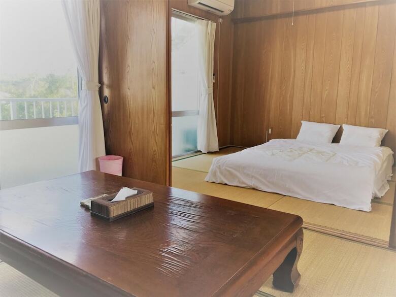 Apartamentos Crystal Inn Onna