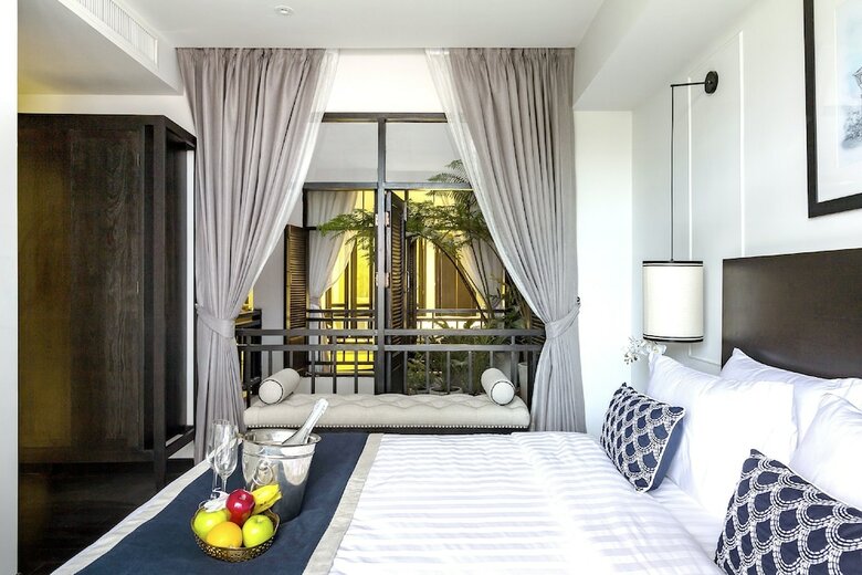Cheeva Dee Hotel