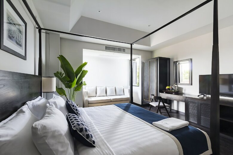 Cheeva Dee Hotel