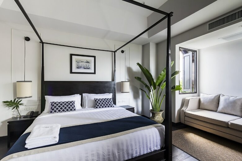Cheeva Dee Hotel