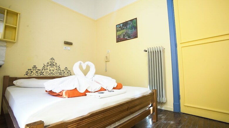 Hostal Students & Travellers Inn