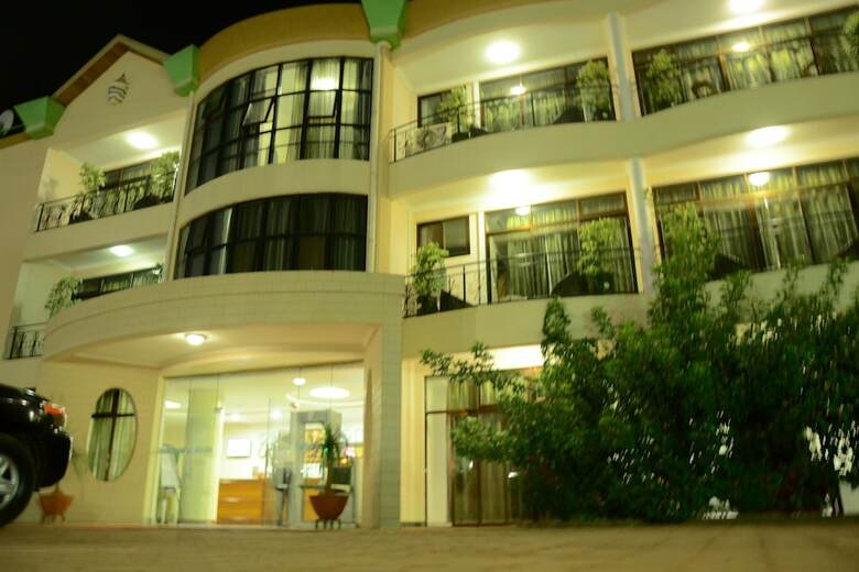 Five To Five Hotel